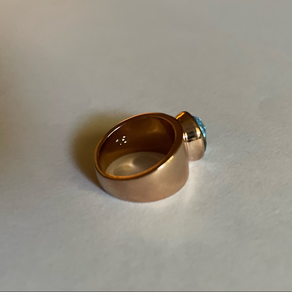 Rose Gold and Aquamarine Ring - Picture 2 of 3